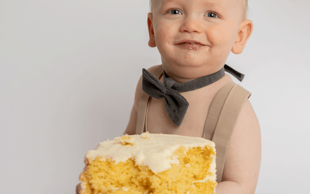 Cakesmash photoshoot Baby Photographer Haywards Heath
